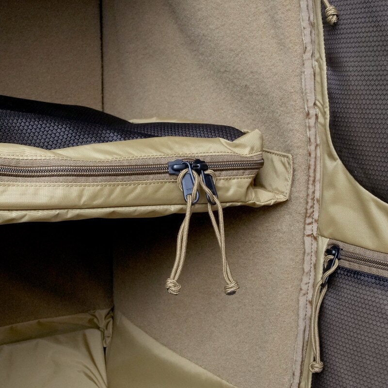 All in Deployment Bag INTL - Coyote (Detail, Inner Removable Partition)