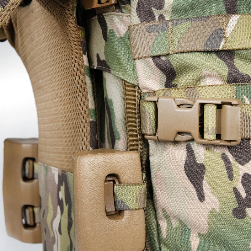 Blackjack 100 - Multicam (Detail, YKK Buckles)