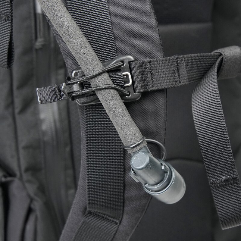 Carryology Dragon 2.0 - Black (Detail, Hydro Retention)