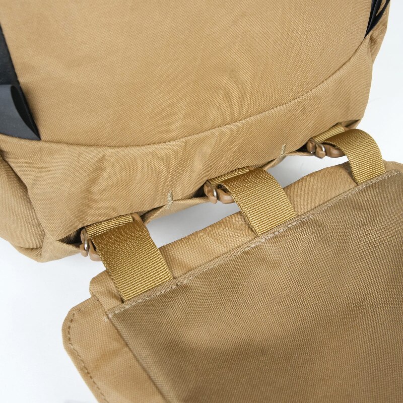 Carryology Dragon 2.0 - Coyote (Detail, Stick It Attach)