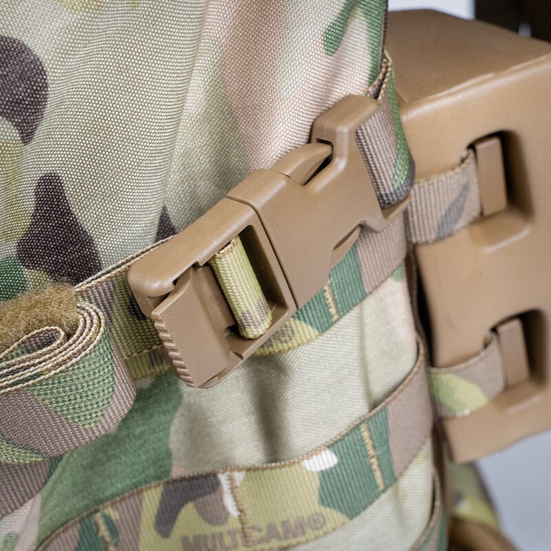 Jump Mountain Ruck - Multicam (Detail, YKK Buckle)