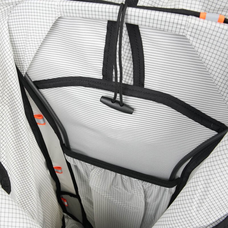 Radix 31 - White And Hunter (Detail, Inside)