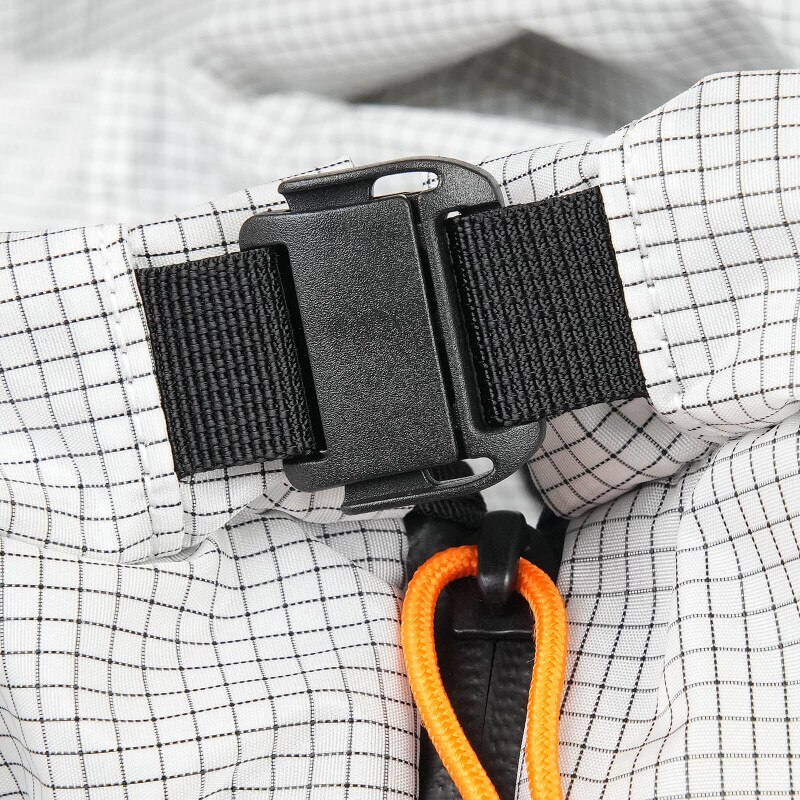 Radix 47 - White And Hunter (Detail, Glove Friendly Buckle)