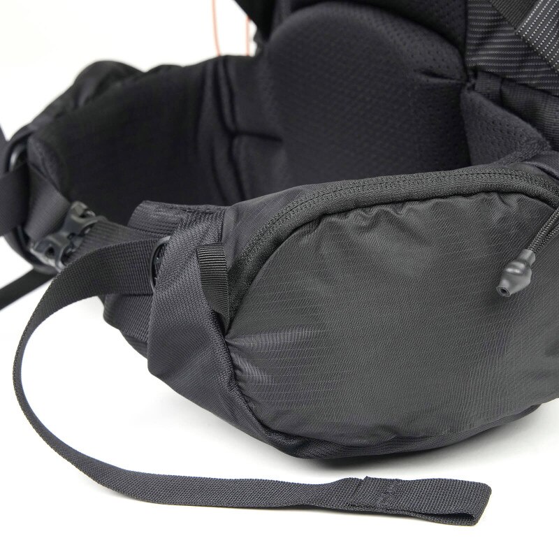 Radix 57 - Black And Hunter (Detail, Belt)