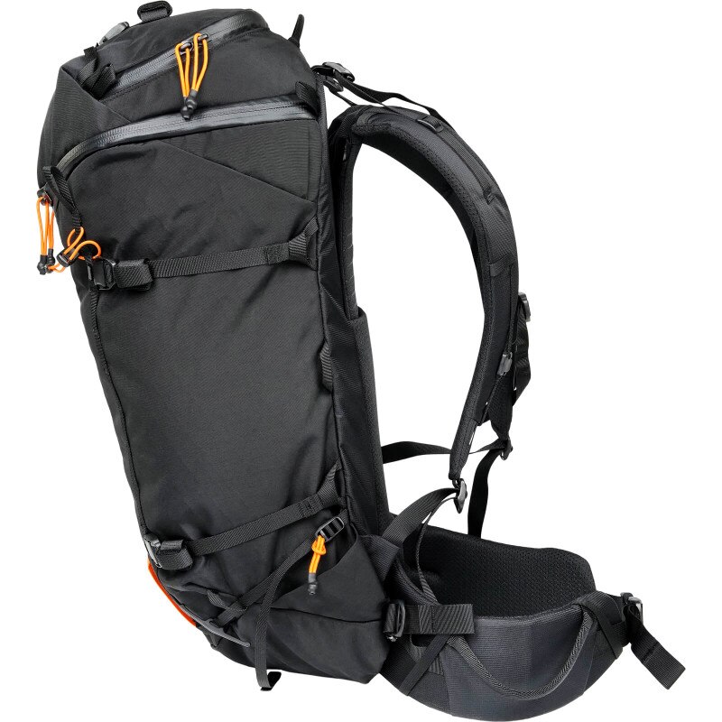 Scree 33 - Black (Profile)