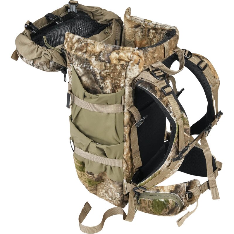Treehouse 38 - Realtree APX (Lid Open)